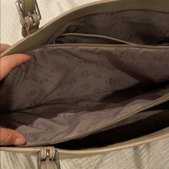 Tory Burch tote - Picture 7 of 7